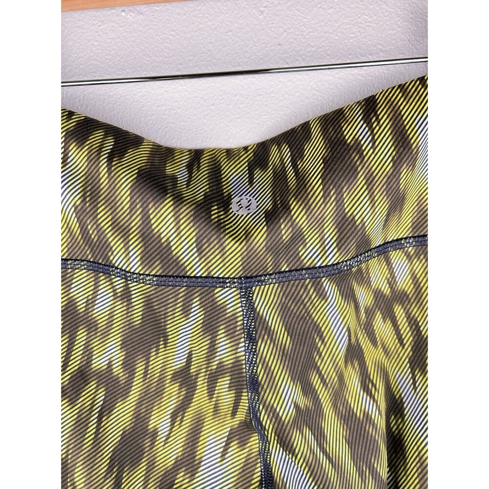 Lululemon Athletica Wunder Under Pant Luxtreme Size 8 Leggings - Picture 6 of 9